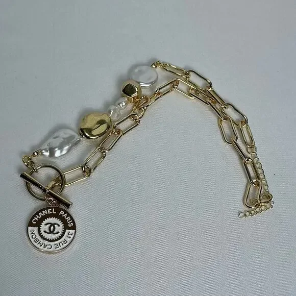 Chanel Gold Baroque Pearl Toggle Necklace - Picture 1 of 4